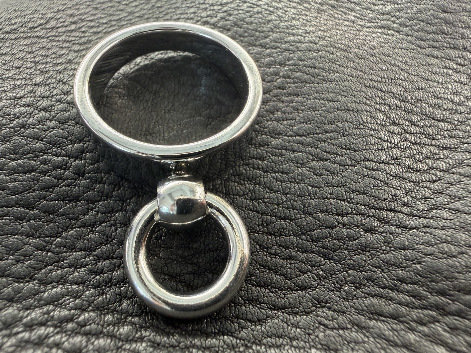QUATTROFORT Industrial Cyber Gothic O Ring Swivel Shackle Ring Steel Band 7