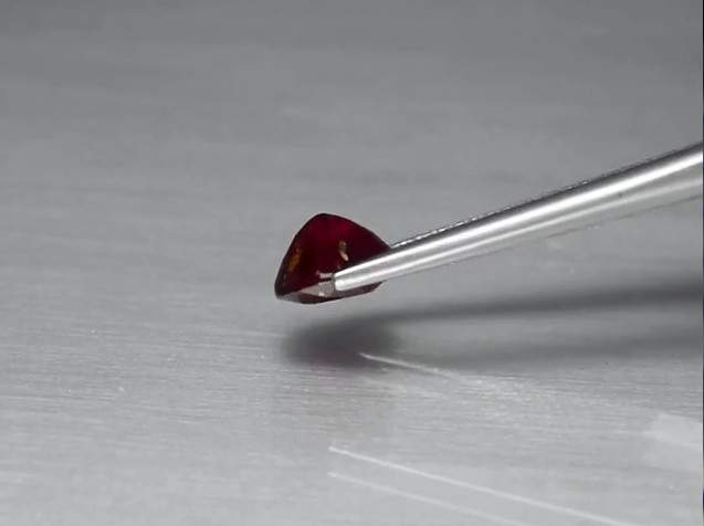RUBY 1.31 ct Red Oval 6.5×5.4×4.3 mm Natural Untreated Unheated from Madagascar