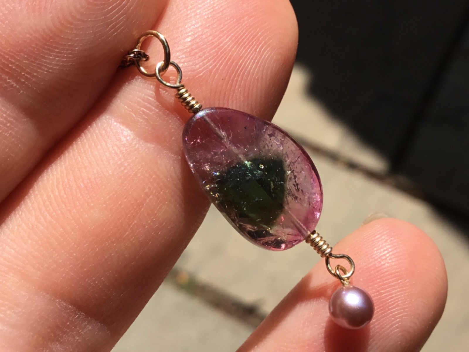 Solid 9ct gold tourmaline slice pendant 9k 375