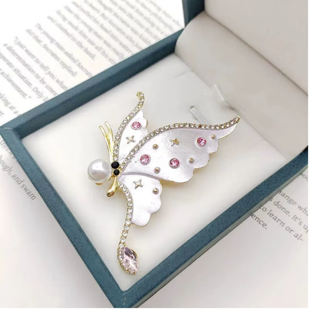 Vintage Style White Enamel Butterfly Brooch Gold Tone Crystal Rhinestone Pin