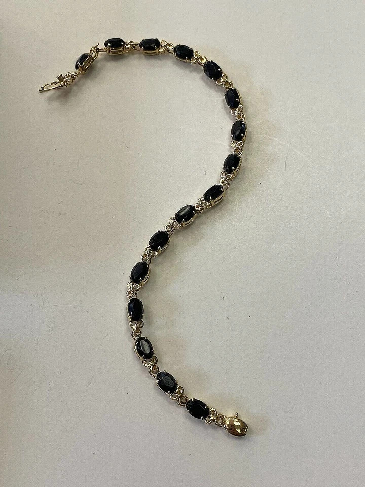 5.60Ct Oval Lab-Created Onyx Women’s Tennis Bracelet 14K Yellow Gold Finish