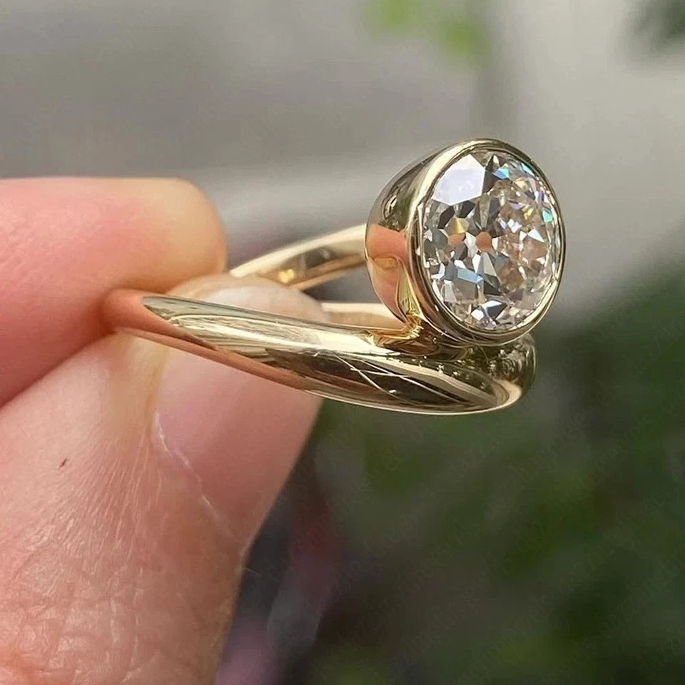 4 CT Round F-VS1 Lab Grown Diamond Women Wedding Band Ring 14K Yellow Gold IGI