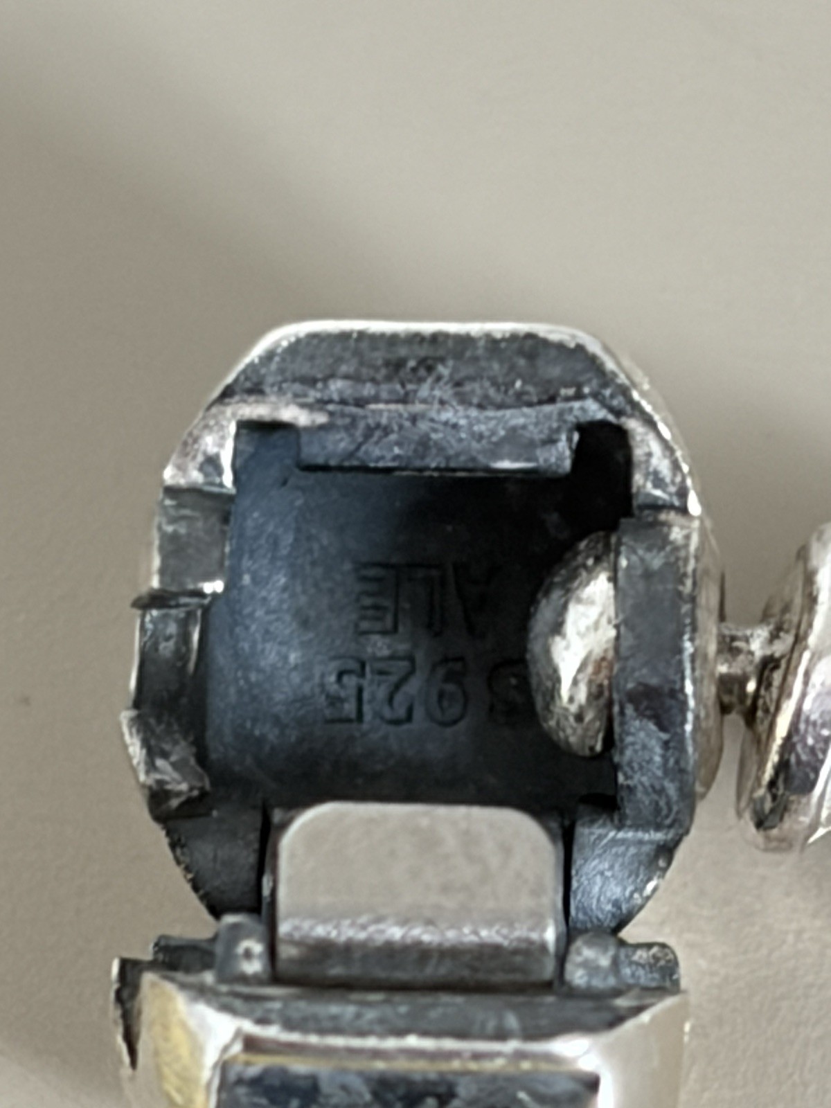 Authentic Pandora Moments Bracelet With 16 Pandora Charms/clips