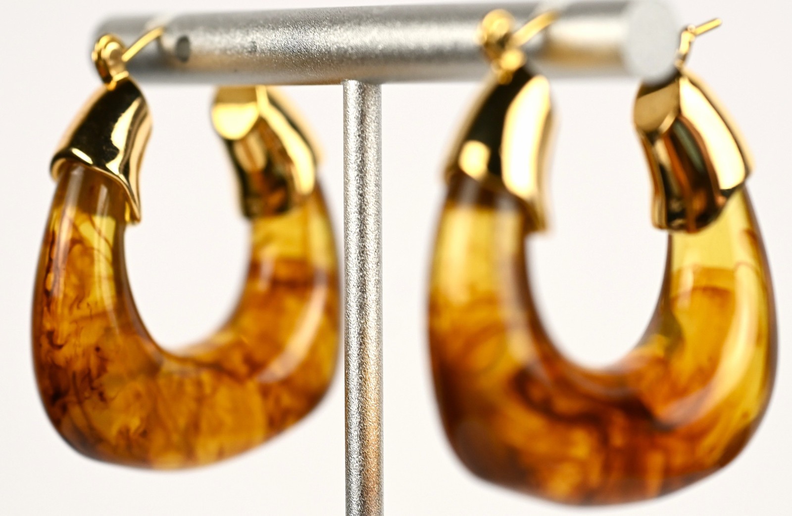 Vintage Amber Style UV Reactive Teardrop Hoop Earrings Gold Tone Pierced