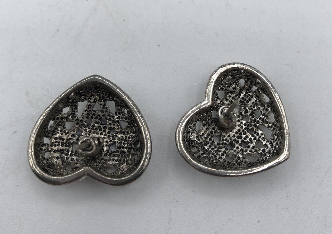 Silver Filigree Heart Earrings Pierced Post 1990’s Approx 3/4”x3/4”. Not Signed