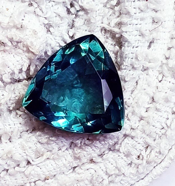 11.70 Ct Natural Green Amethyst Trillion Cut Certified Loose Gemstone ~Free Gift