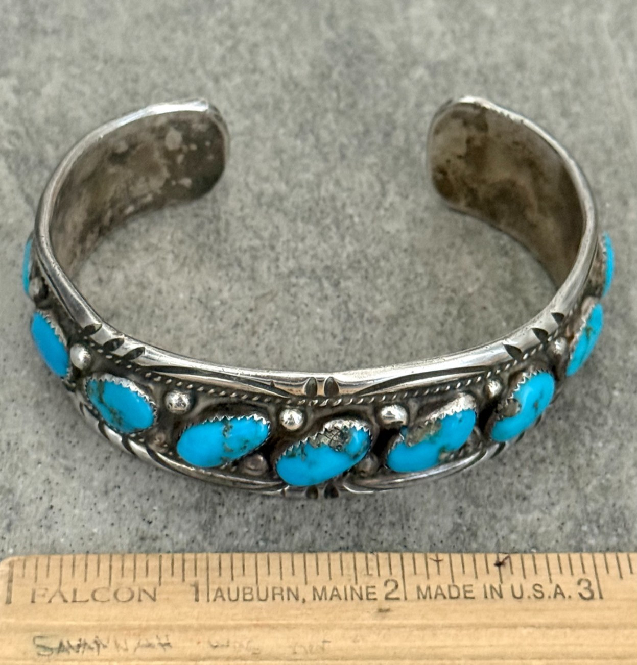 Vintage Native American Navajo MORENCI TURQUOISE Sterling LARGE Bracelet 8.25 in