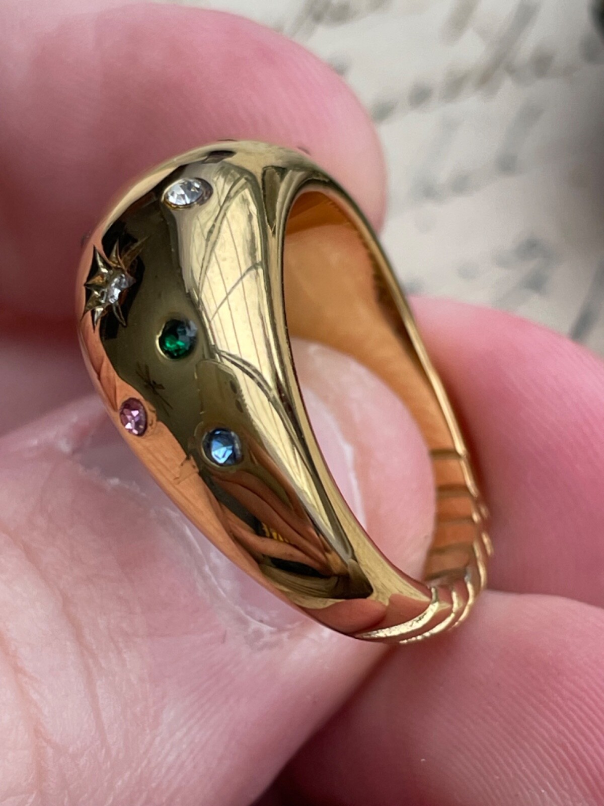 Beautiful Vintage Estate Styled Starburst Ring Beautiful Stones! WOW! Sz 7!!!