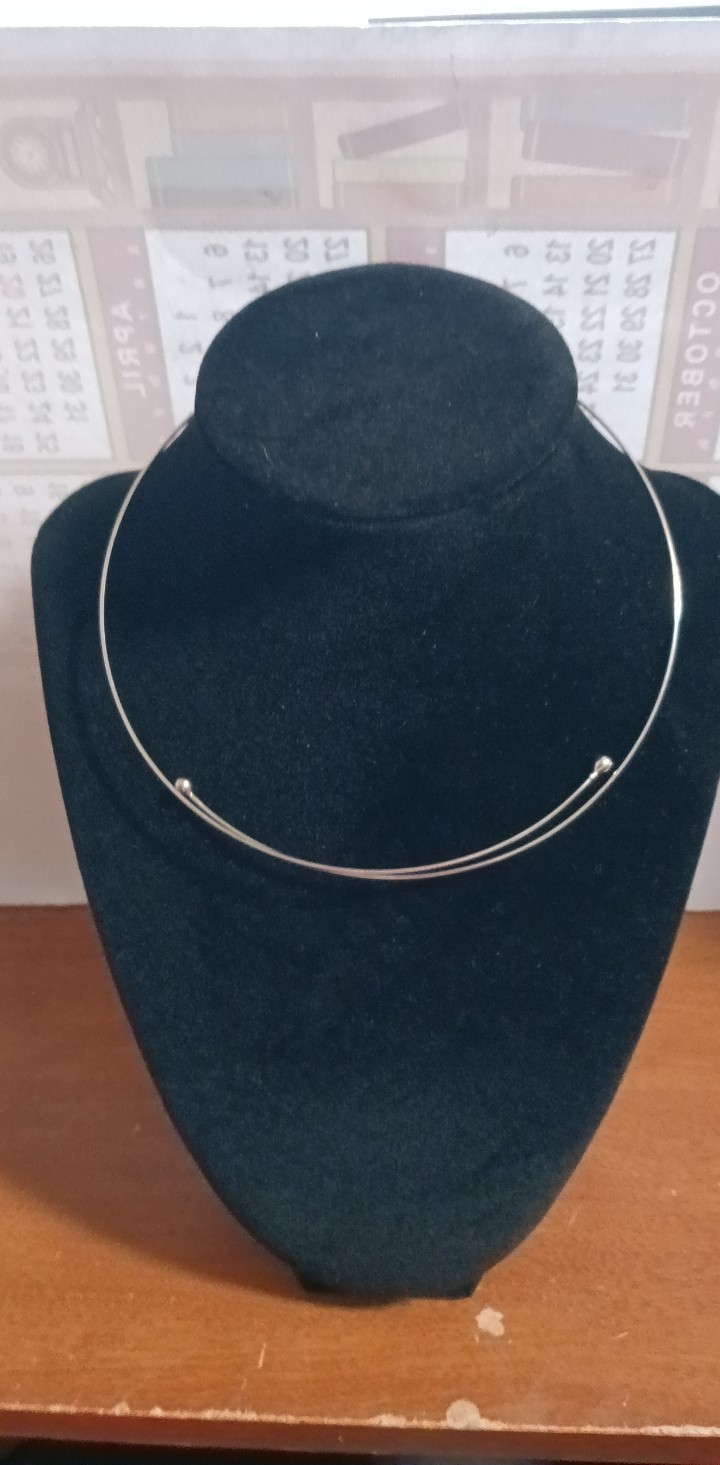 Minimalist Steel Wire Collar Necklace Choker Silver Tone Modern Torque