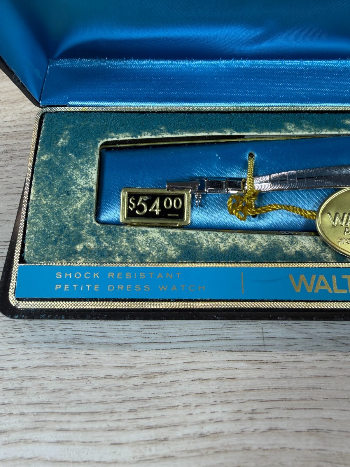 Vintage Waltham 17 Jewel Ladies Watch Incabloc Swiss In Original Box Display