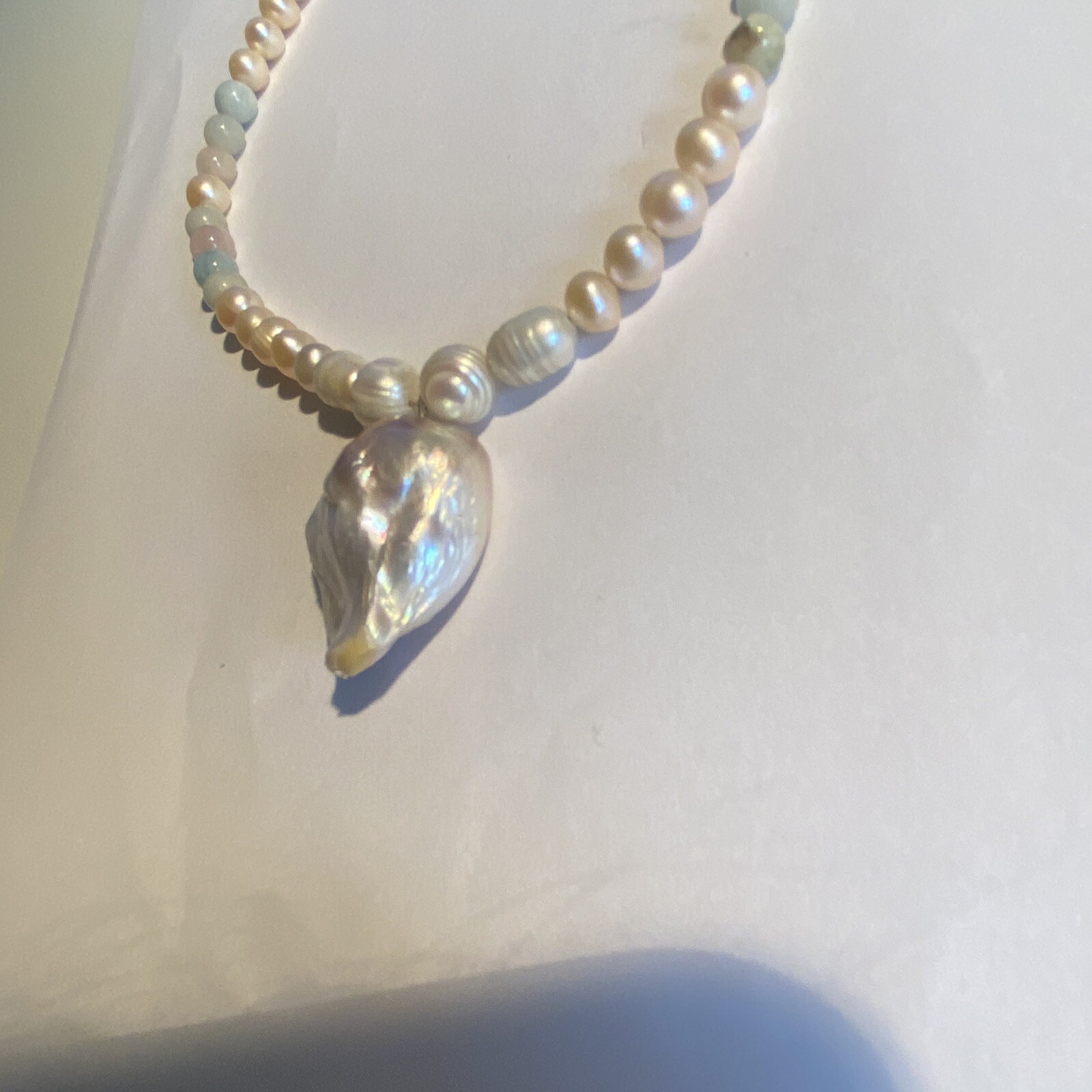 Freshwater Pearl Necklace with Big Pearl and Beryl and Rose Quartz