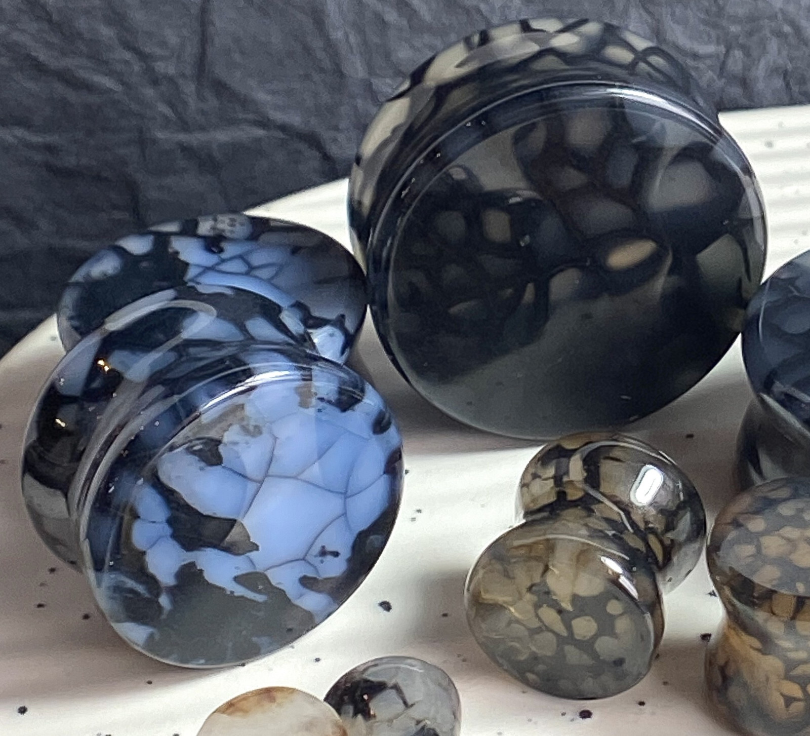 PAIR Black Dragons Vein Agate Stone Double Flare Plugs Organic Earlets Gauges