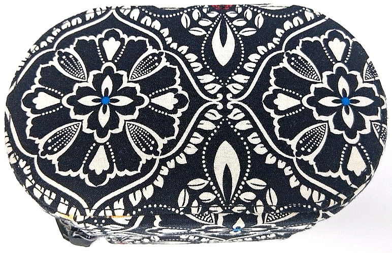 Vera Bradley Travel Jewelry Case Zip Around Quilted 6½”×4″×3¼”