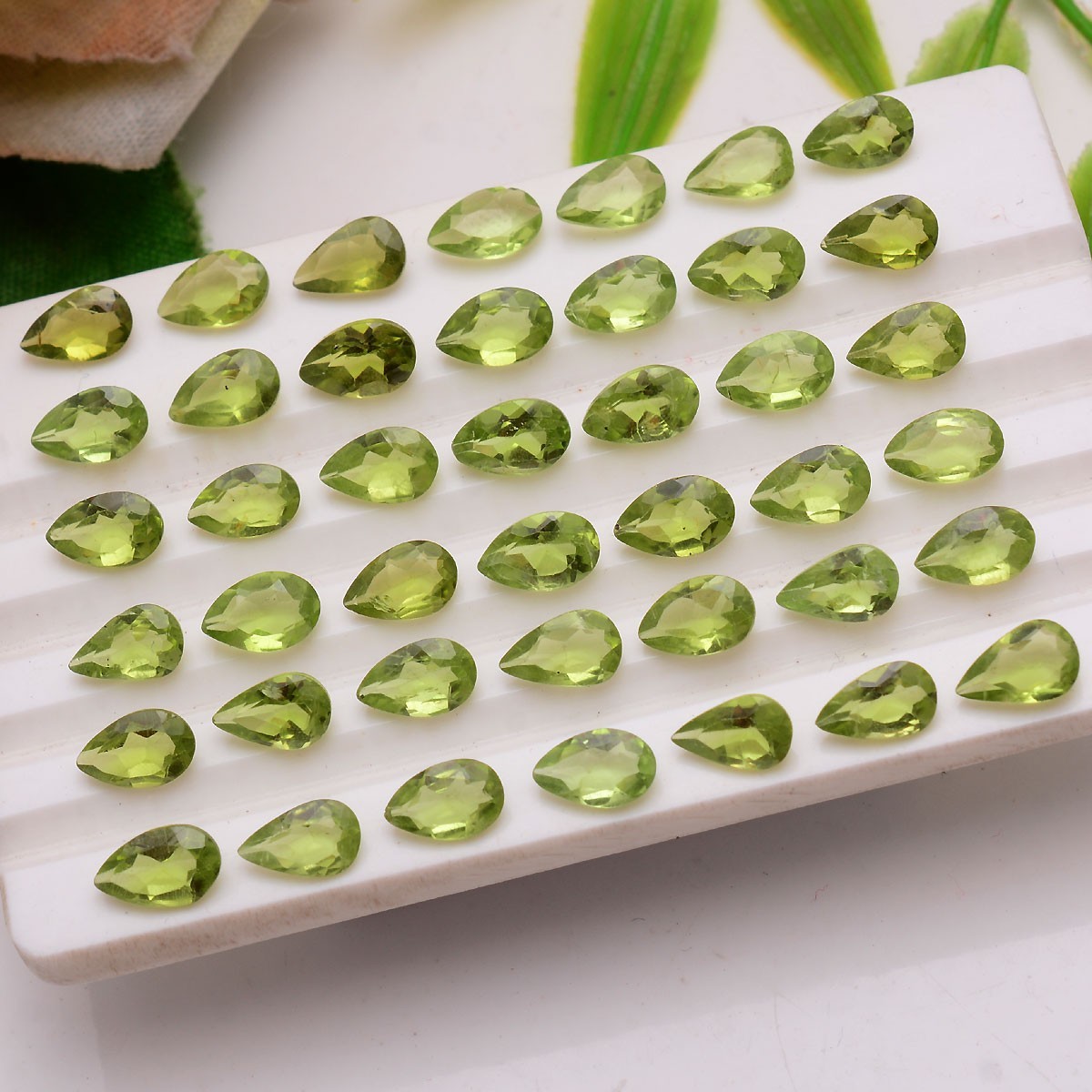 21 Pcs VVS Natural Peridot 8mmx5mm Pear Cut Stunning Untreated Loose Gemstones
