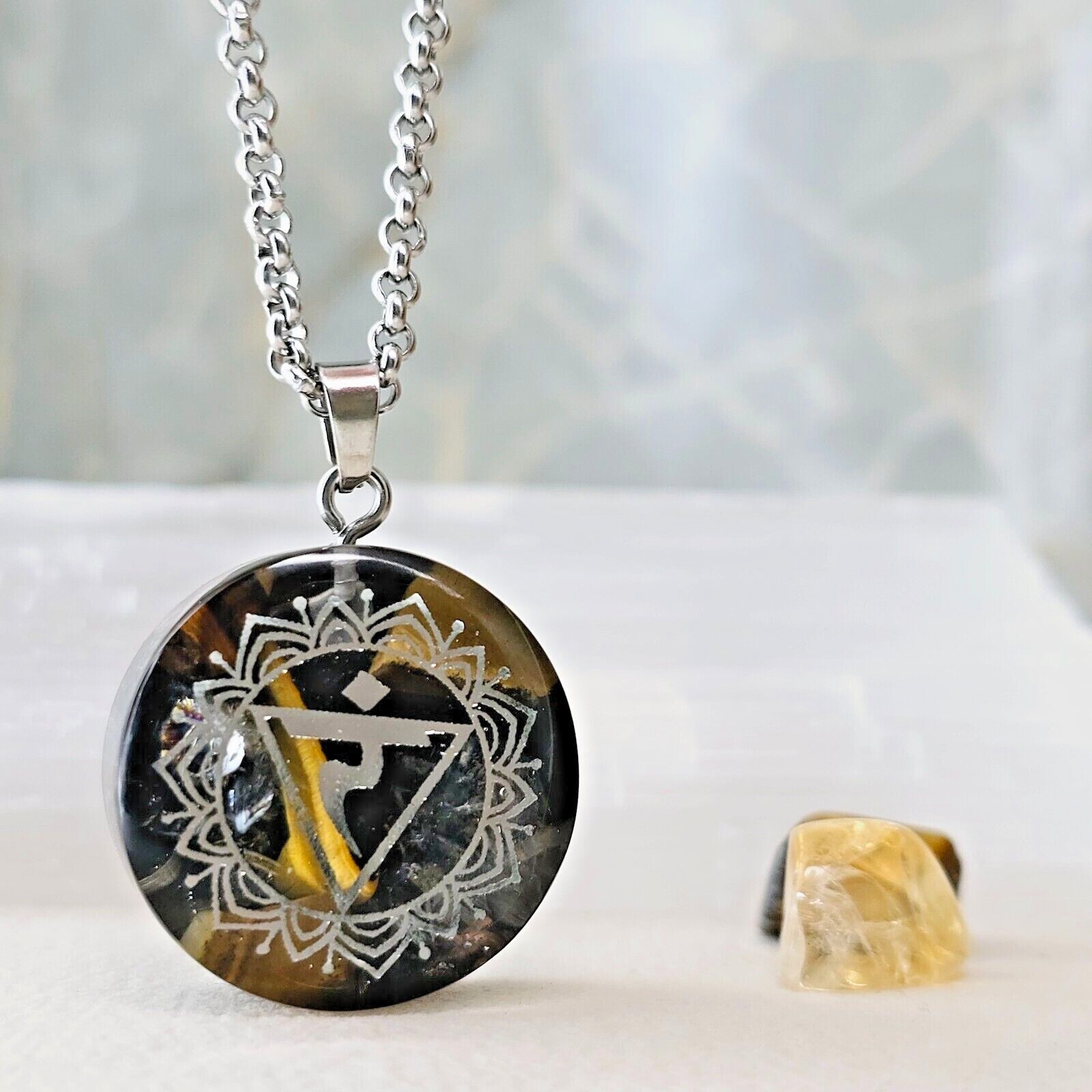 SOLAR PLEXUS CHAKRA Manupura Orgonite – Confidence, Motivation and Willpower.