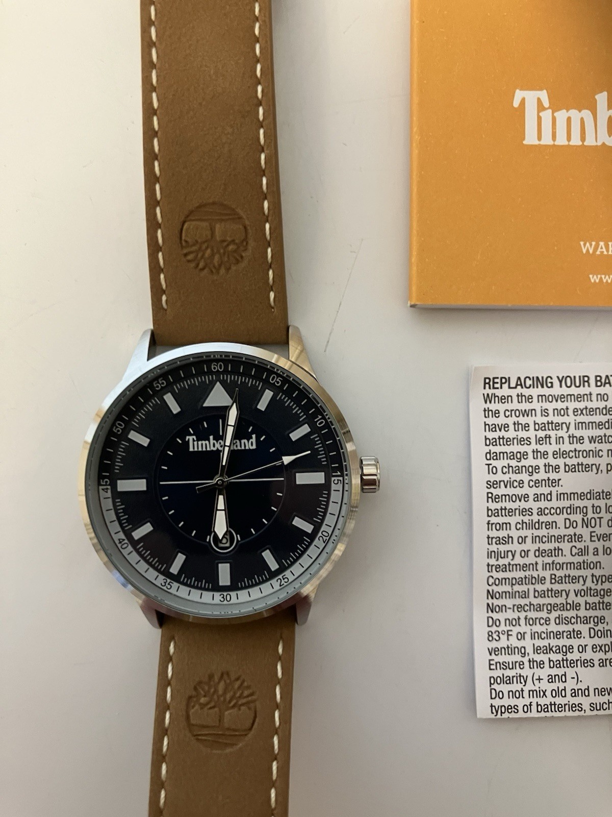 Timberland Classic Leather Men’s Watch, Miyota 2115 Quartz Date Movement NIB