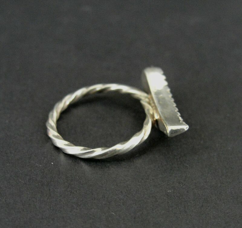 Ring Silver Twist Band Bird Mother of Pearl Fetish Sterling 925 Size 3.5 Ring