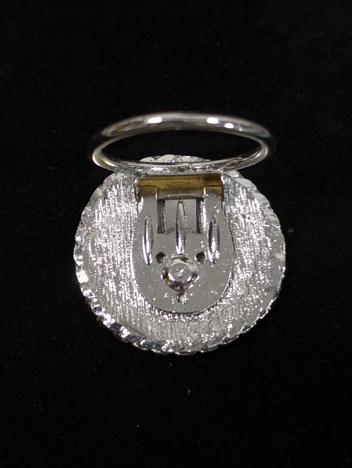 Vintage Silver Tone Woman with Hat Round Classic Retro Scarf Dress Clip