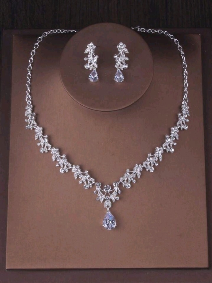 Silver-Plated Zinc White/Colorless CZ Necklace & Earrings Set