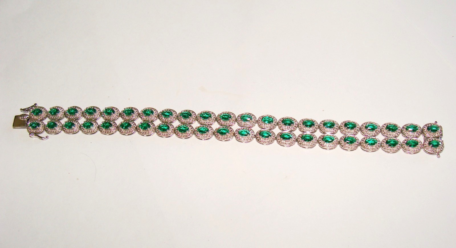 Designer 22.4g Sterling Silver Lab Created Emeralds & 4 Clear Stones Bracelet 7″