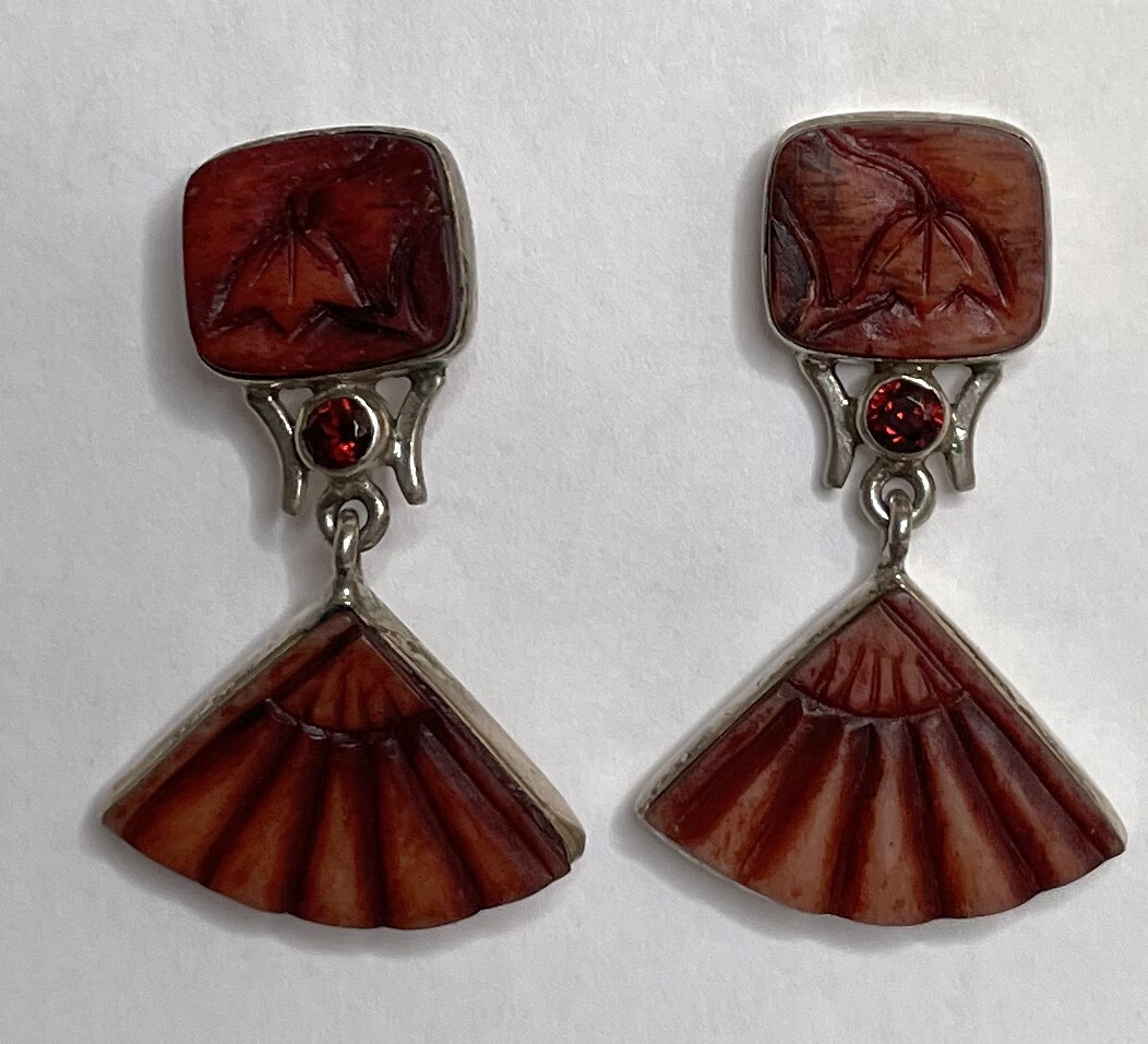 JLR Janice Lee Ripley Carved Cinnabar Garnet Earrings Sterling Flowers Flower
