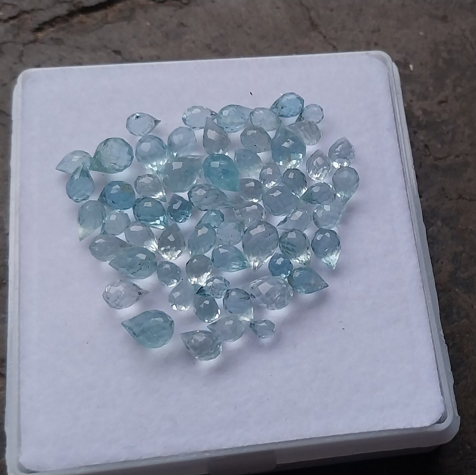 31.5Ct 2.5×4 to 5×7.5 MM Natural Blue Moss Aquamarine Teardrops Cut 61 Piece Lot