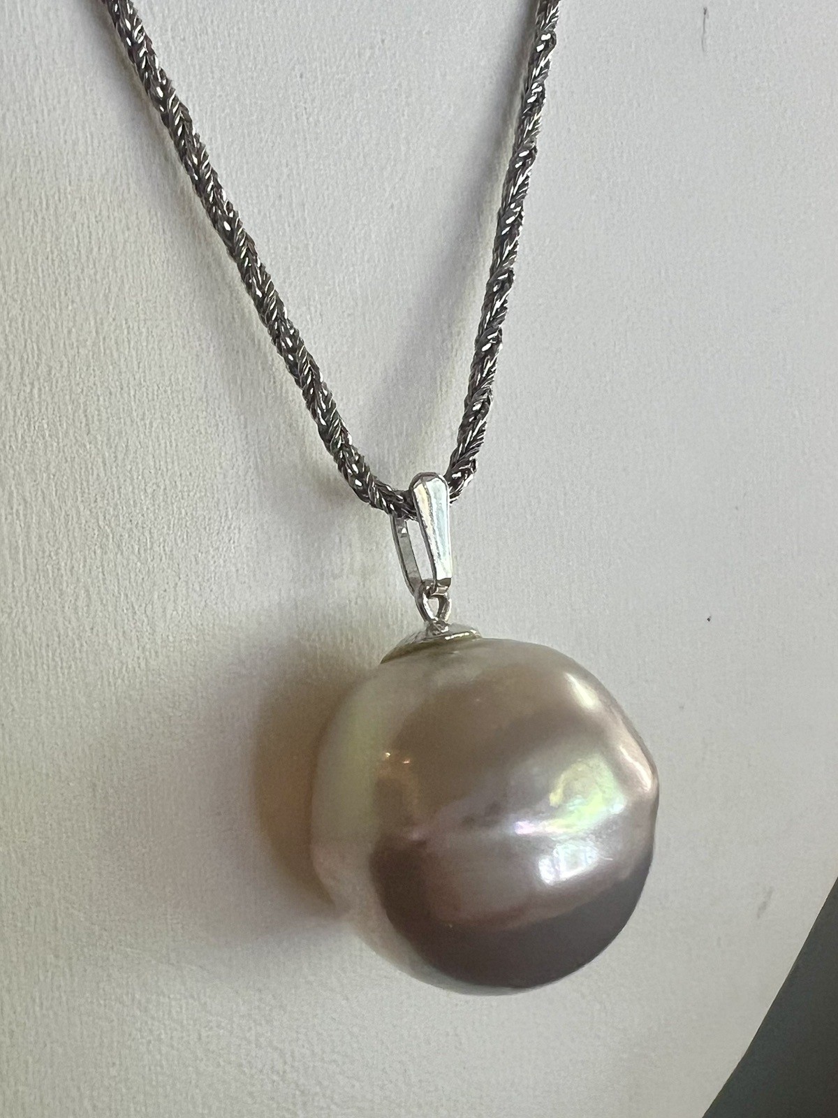 Germany Christian Dior Silver Palladium Plated Pearl Pendant Chain Necklace