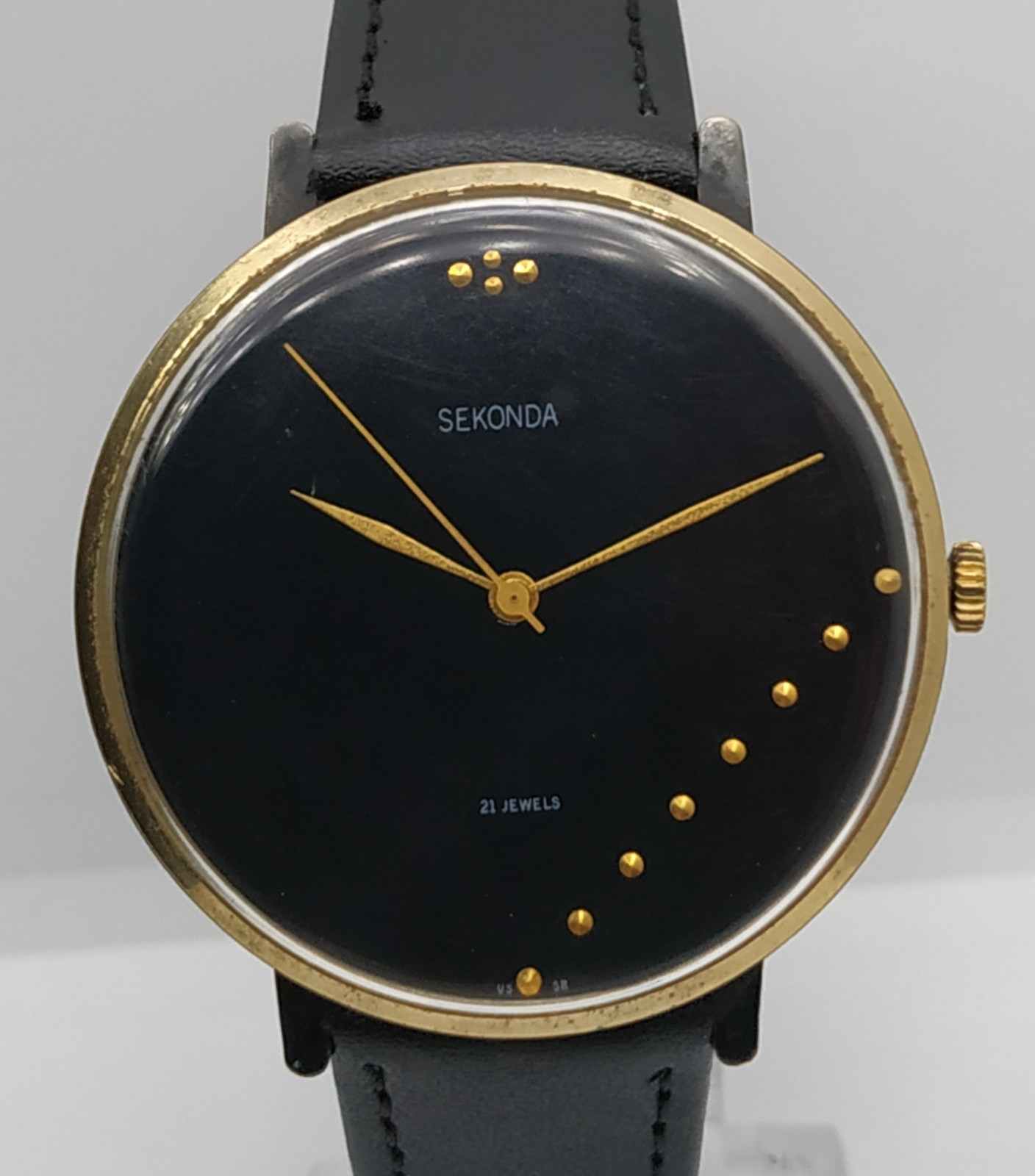 Men’s Dress Vintage Watch SEKONDA USSR Mechanical Zarya Retro Soviet 21 jewels ☭