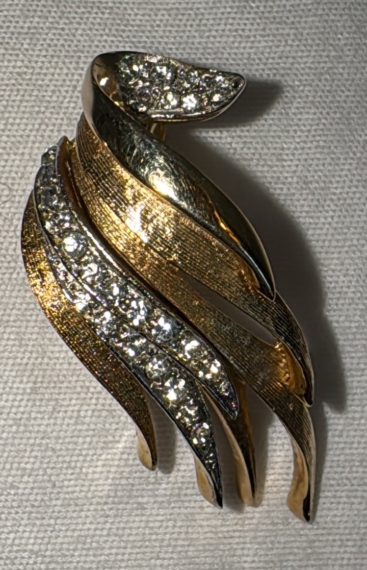 Vtg Marcel Boucher Gold Plated Metal Brooch & Earrings with Pave Rhinestones