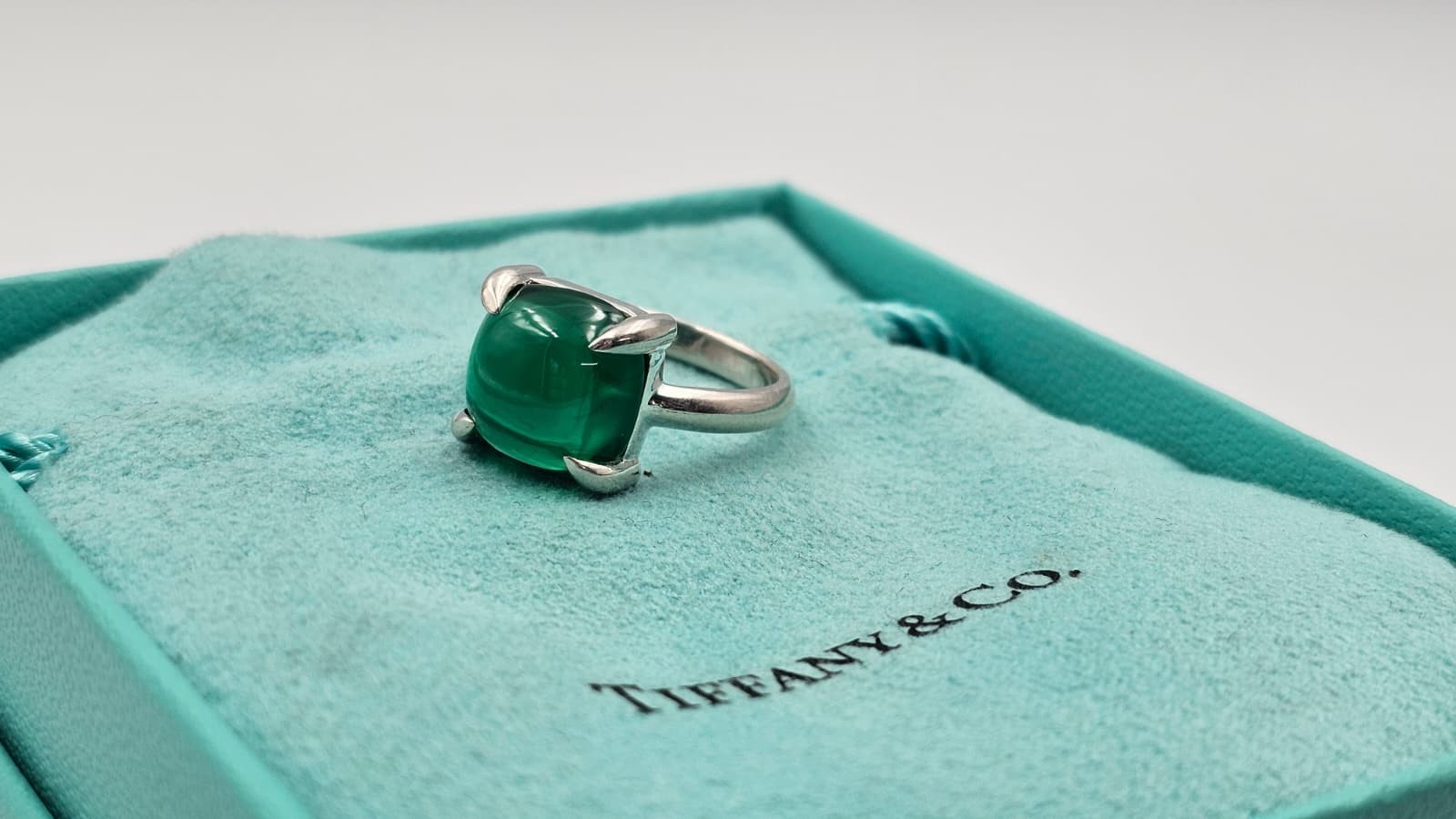 Tiffany & Co. Paloma Picasso Silver Chrysoprase Sugar Stack Cushion Band Ring 8