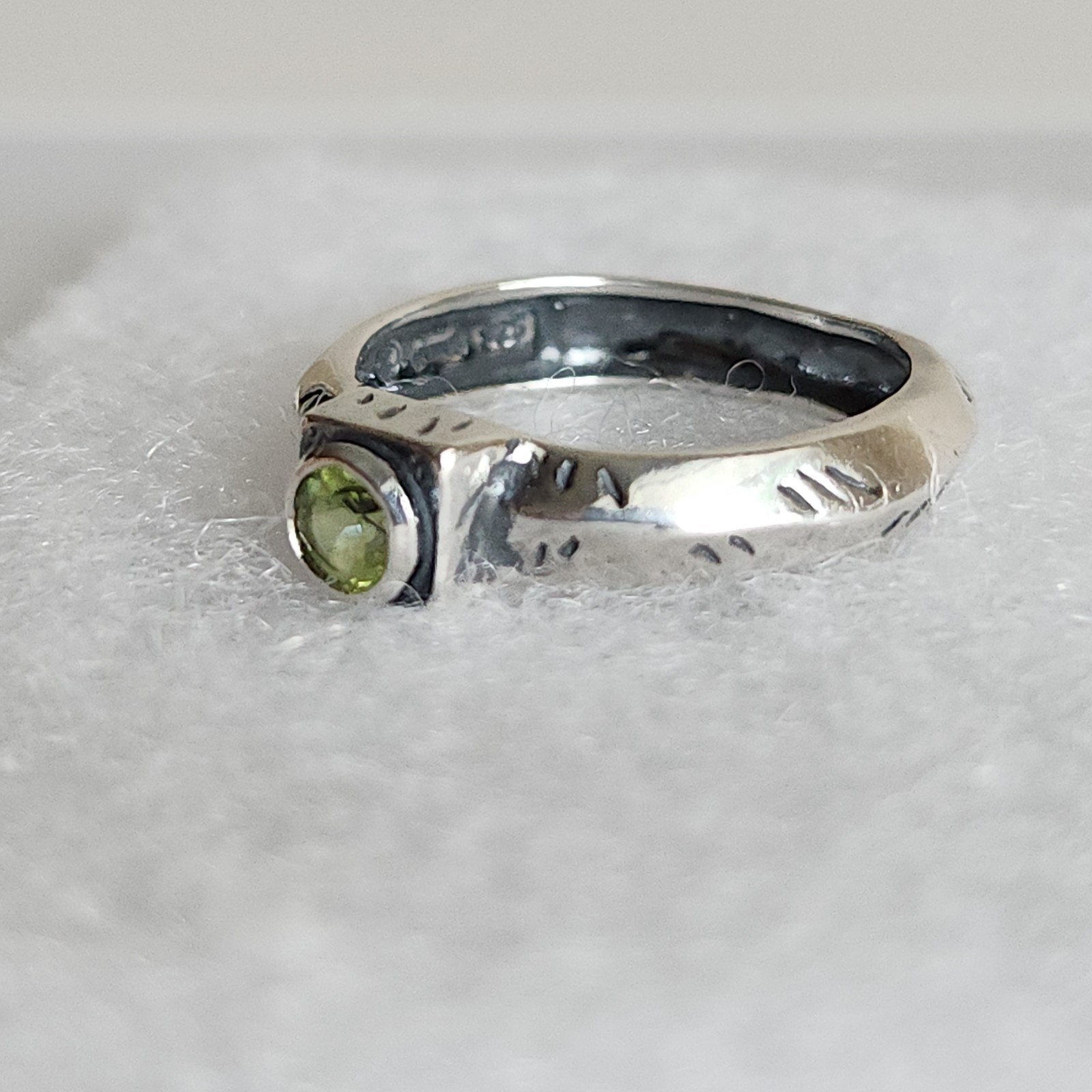 Silpada Sterling Silver Peridot Ring – Size 8.5 – Logo & 925 Stamp