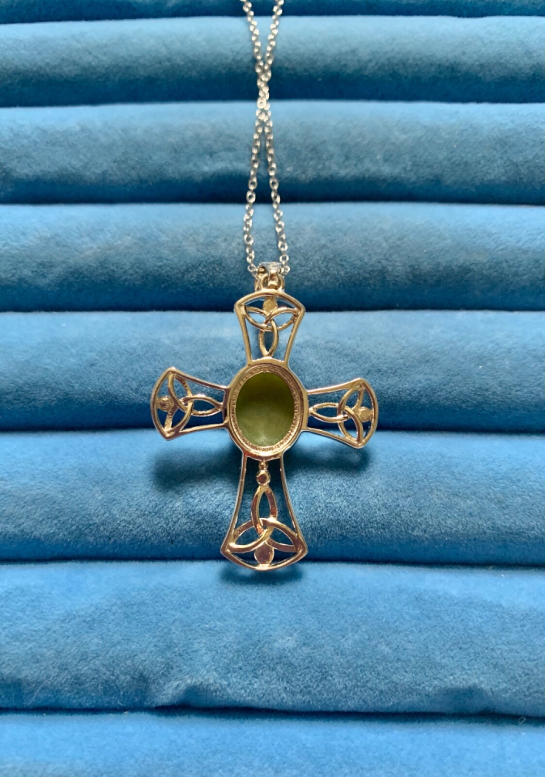 Connemara Marble Cross Pendant Necklace (18 inches) 6.50 ctw.