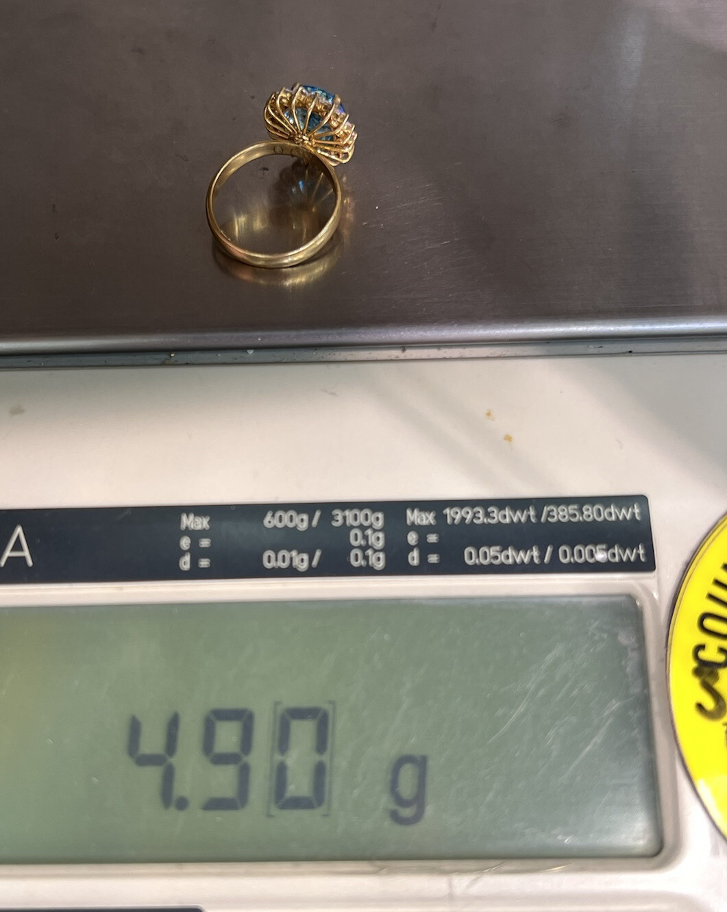 12k Solid Yellow Gold Cluster Ring Blue Topaz & Cubic Zirconia 4.90 Grams