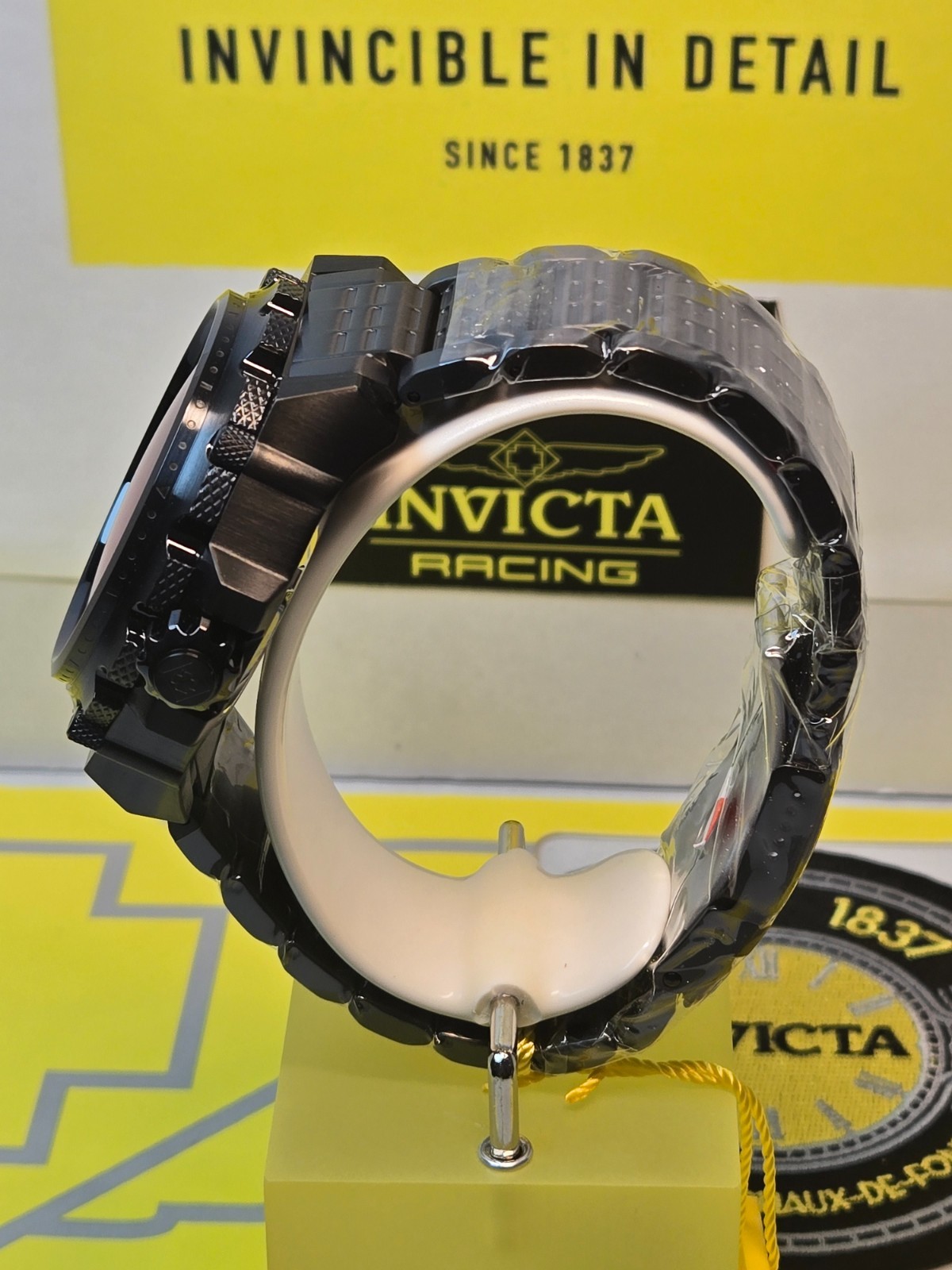 Invicta Coalition Forces Spline Mens Watch 50mm Black w/ Red Iridescent Dial NEW