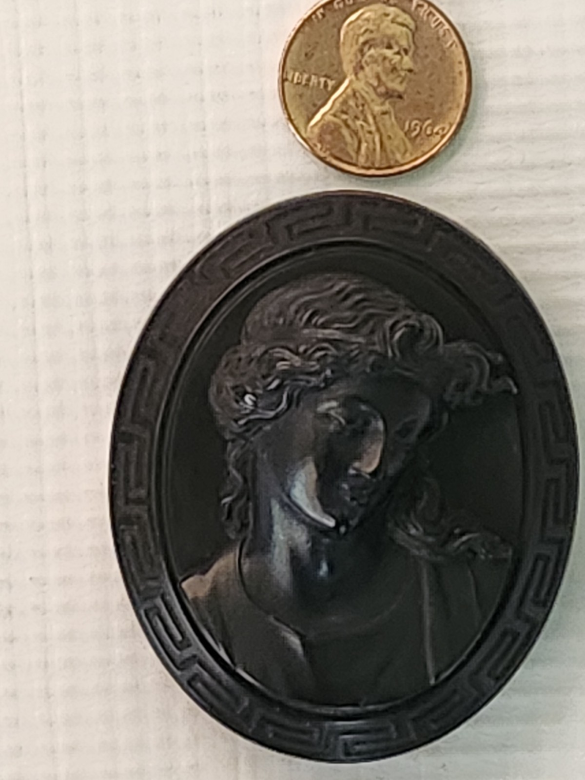 Antique 3D Victorian Vulcanite Cameo Brooch/Pin, Greek Key Design Border