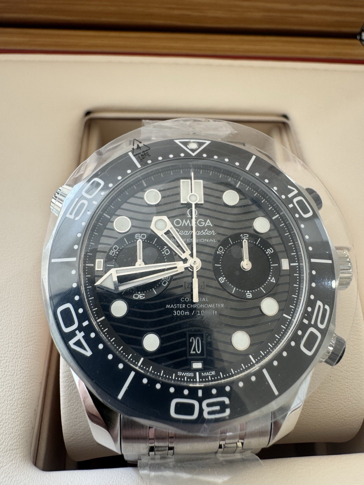 Omega Seamaster Diver 300M 210.30.44.51.01.001 Co-Axial Master Chrono 44mm