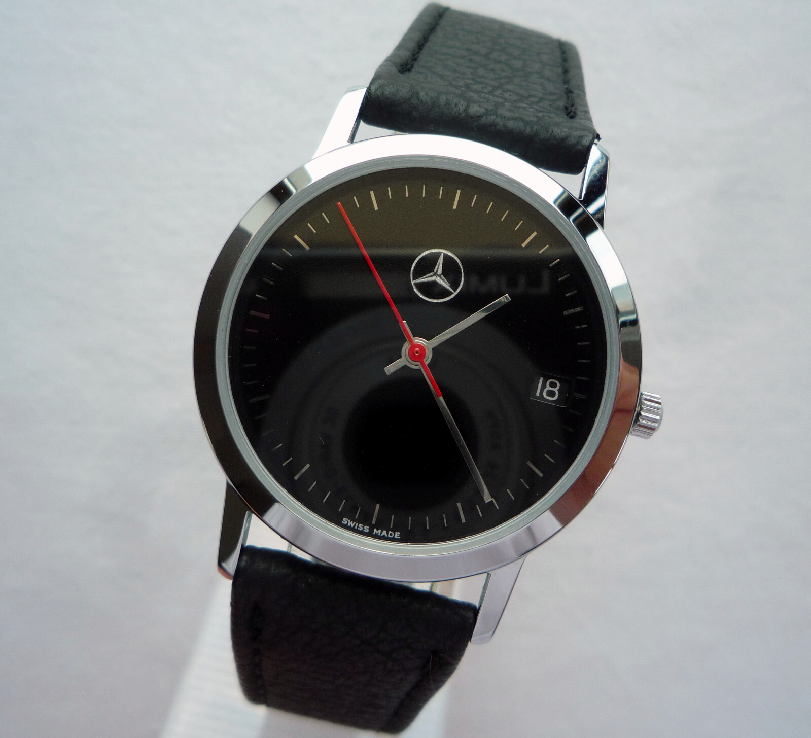 Mercedes Benz Vintage Classic Car Accessory Sport Basic Design Swiss Made Watch