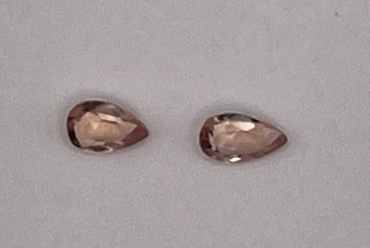 Imperial Topaz 0.96 Ctw Pair Clarity IF Pear Cut Pink Brazil I154