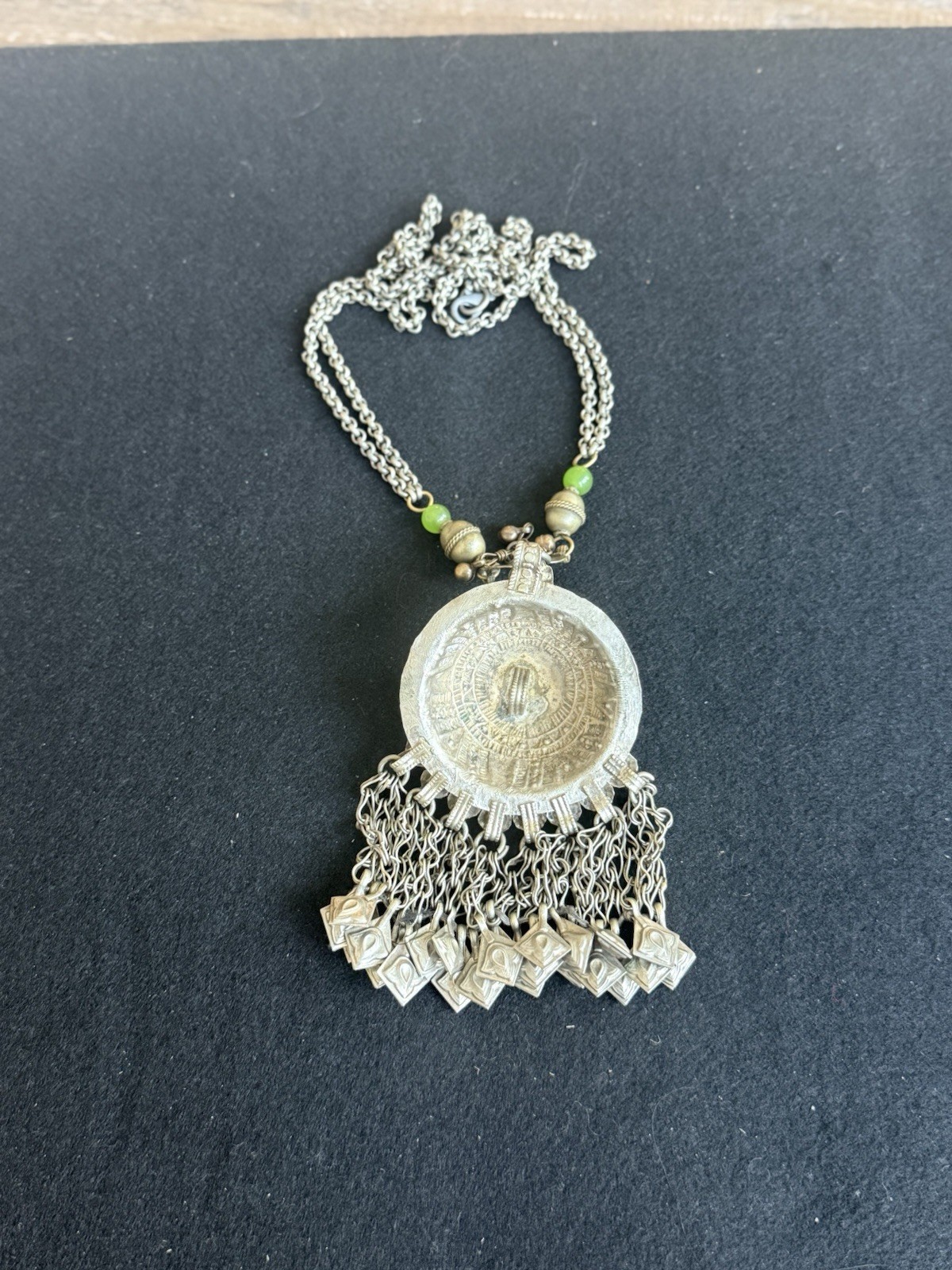 Silver Tone Rope Chain Statement Necklace Round Charm Pendant Red/Green Tassel
