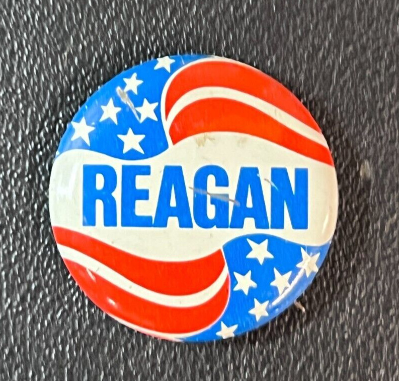 1976 VTG Ronald Reagan Presidential Campaign Pin 1 1/8″ American Flag USA NICE!