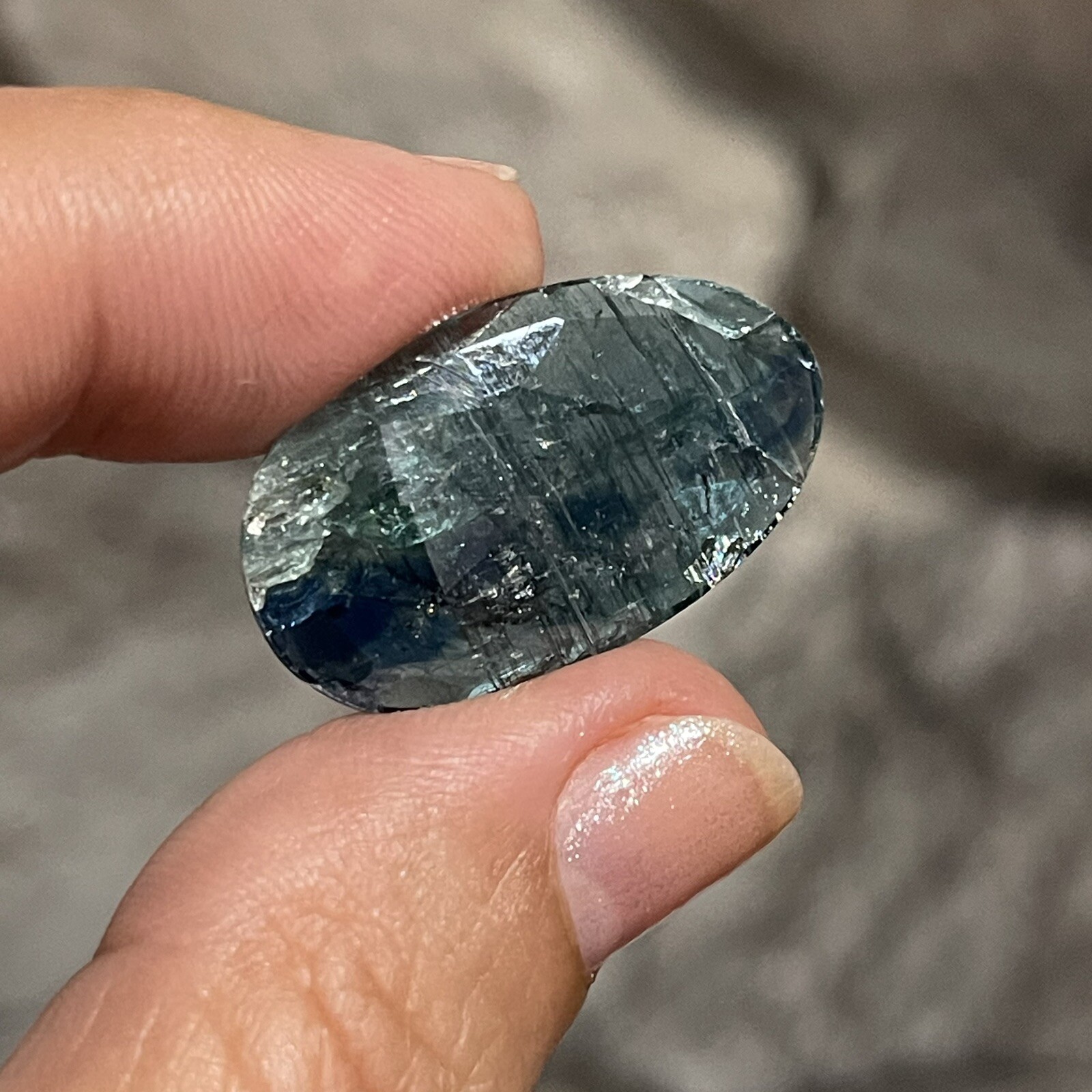 17.35ct 28×16.6×3.7mm Extra Shiny Large Teal Blue Rose Cut Kyanite Cabochon Gem