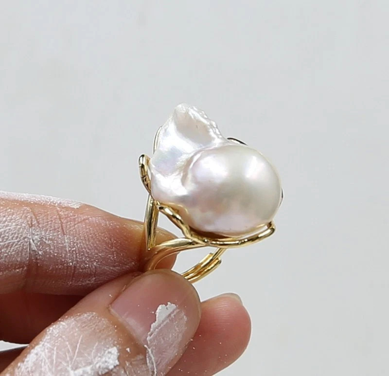 18.0×25.0 mm Classic Natural White baroque kasumi pearl ring adjustable