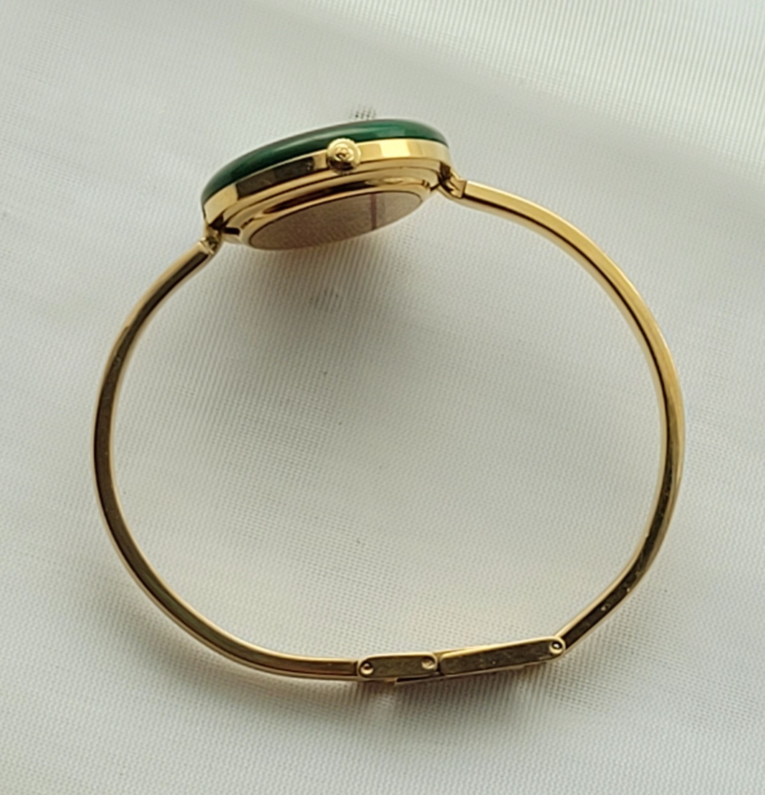 Gucci 1100-L Ladies💃Bangle Watch,Authentic,Scratch Free Crystal,Excellent,6″