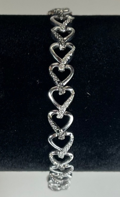 925 Sterling Silver Hearts Bracelet Combined Shipping Available W/ My Other Itms