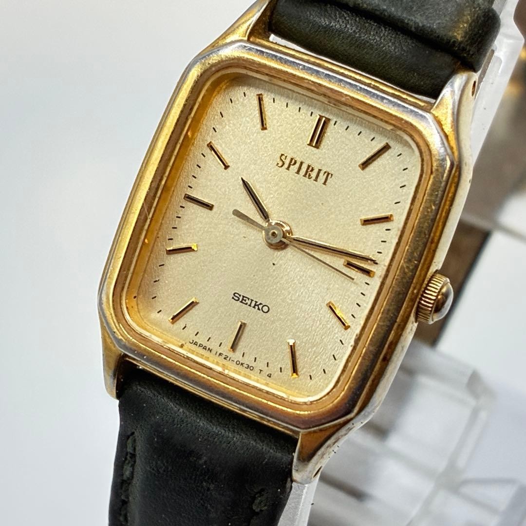 Working ⭐️ SEIKO SPIRIT Quartz Women’s Square Gold Watch