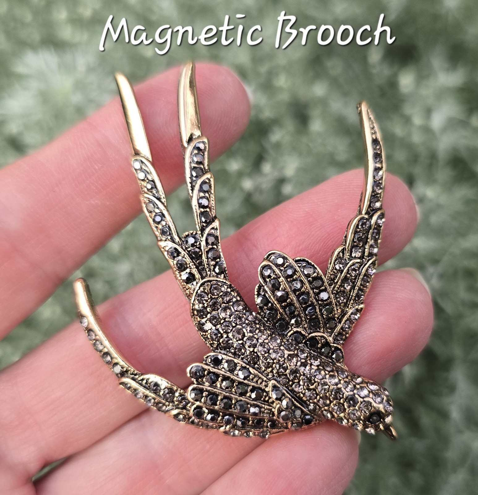 Exquisite gold Magnetic Swallow Bird Brooch. Nature, love, inspirational jewelry