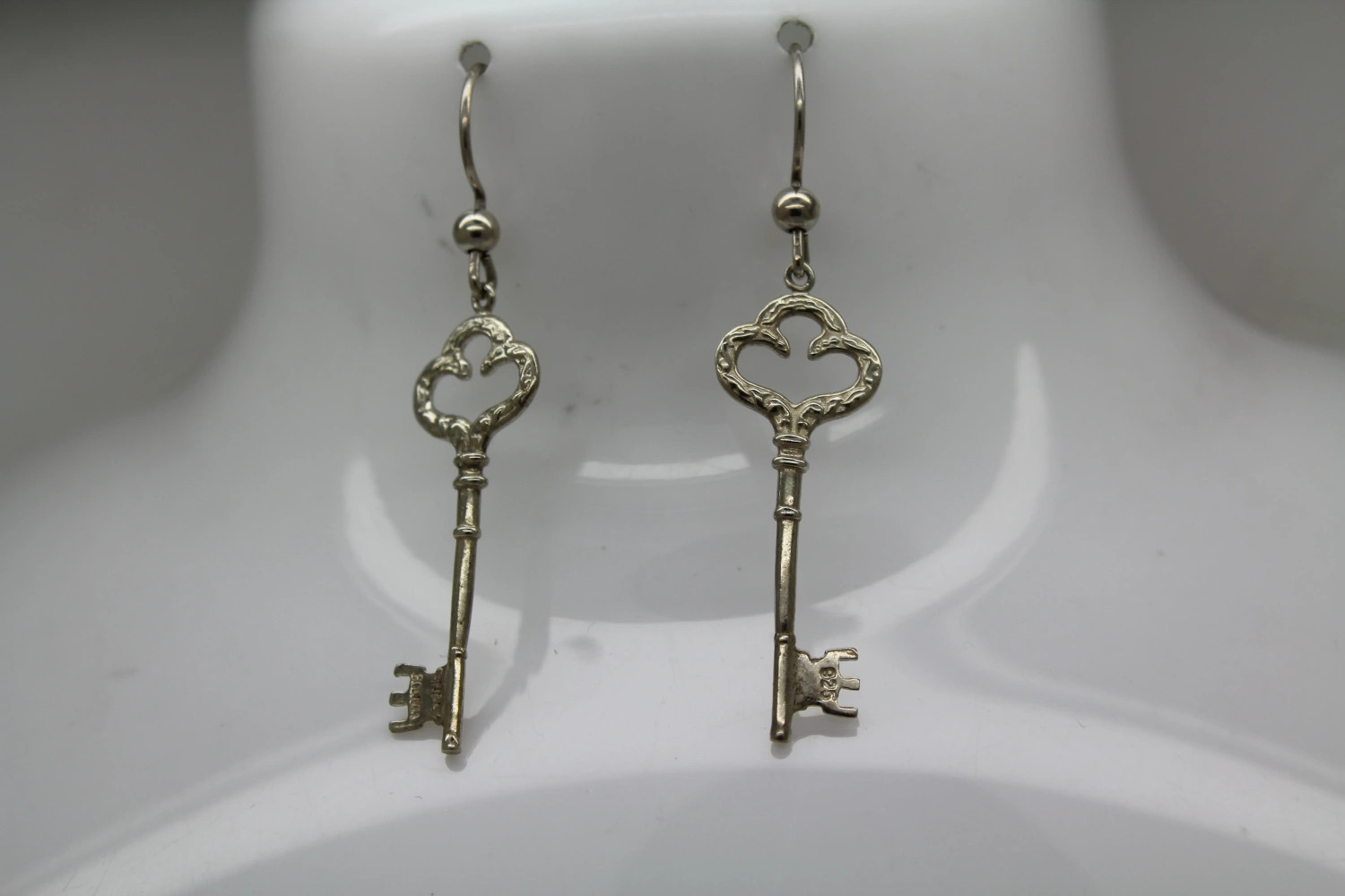 Findlay Bolivia .925 S.S. ANTIQUE SKELETON KEY dangle earrings #
