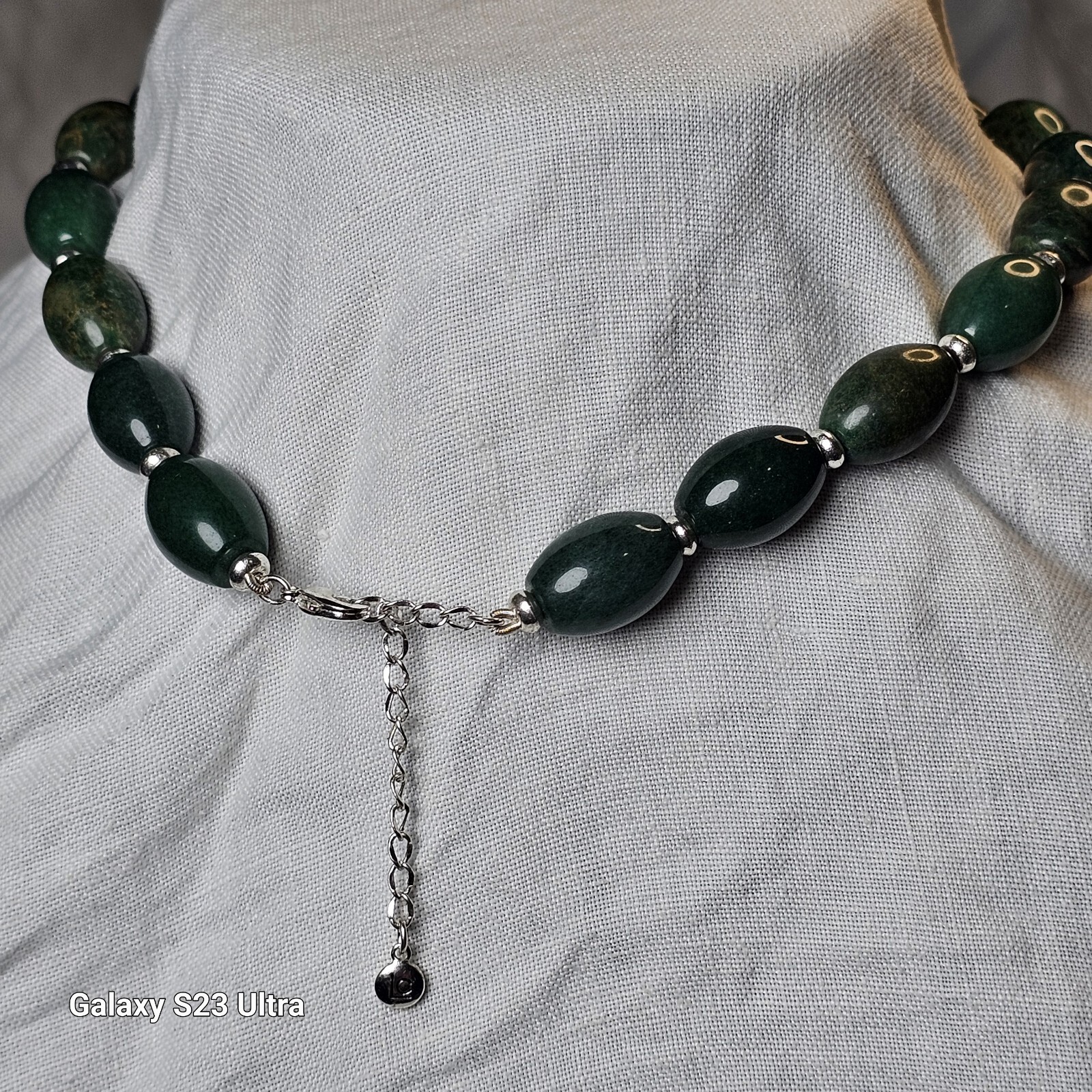 LC Marked green Stone Necklace with Silver Tone Spacers 20″ long