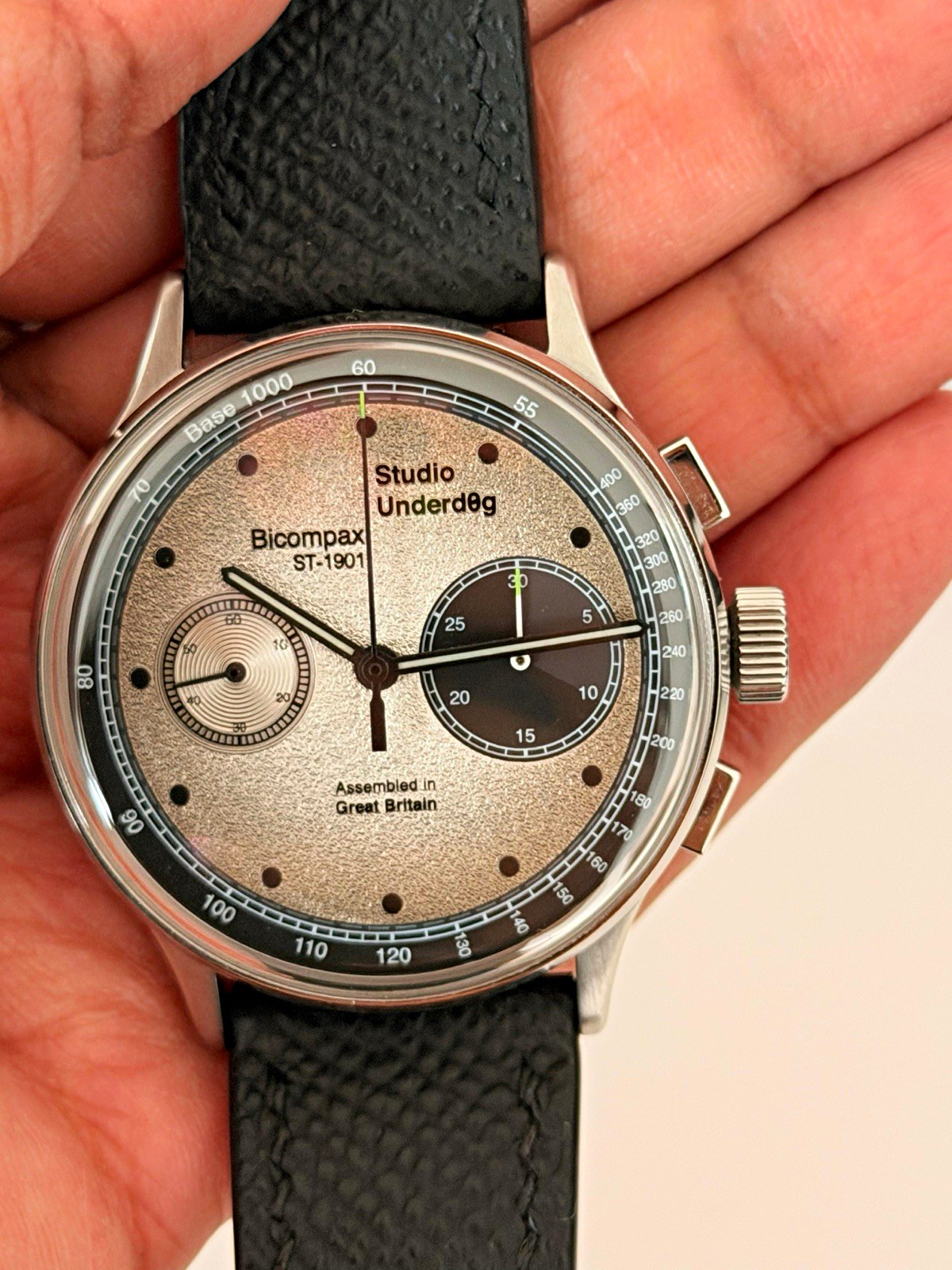 Studio Underd0g Bicompax Manual-Wind Chronograph 38mm Tachymeter Box/Papers