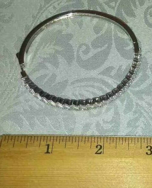 925 Sterling Silver Cubic Zirconia  bracelet 7″by Fuzion Creations International